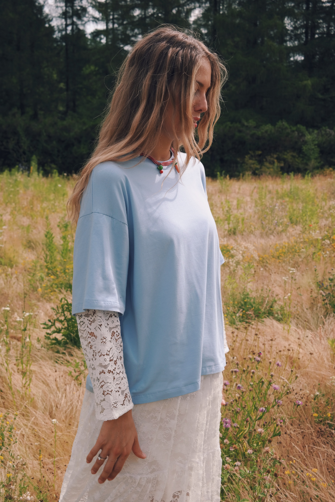 LONGSLEEVE ORTENSIA NIEBIESKI Z KORONKĄ