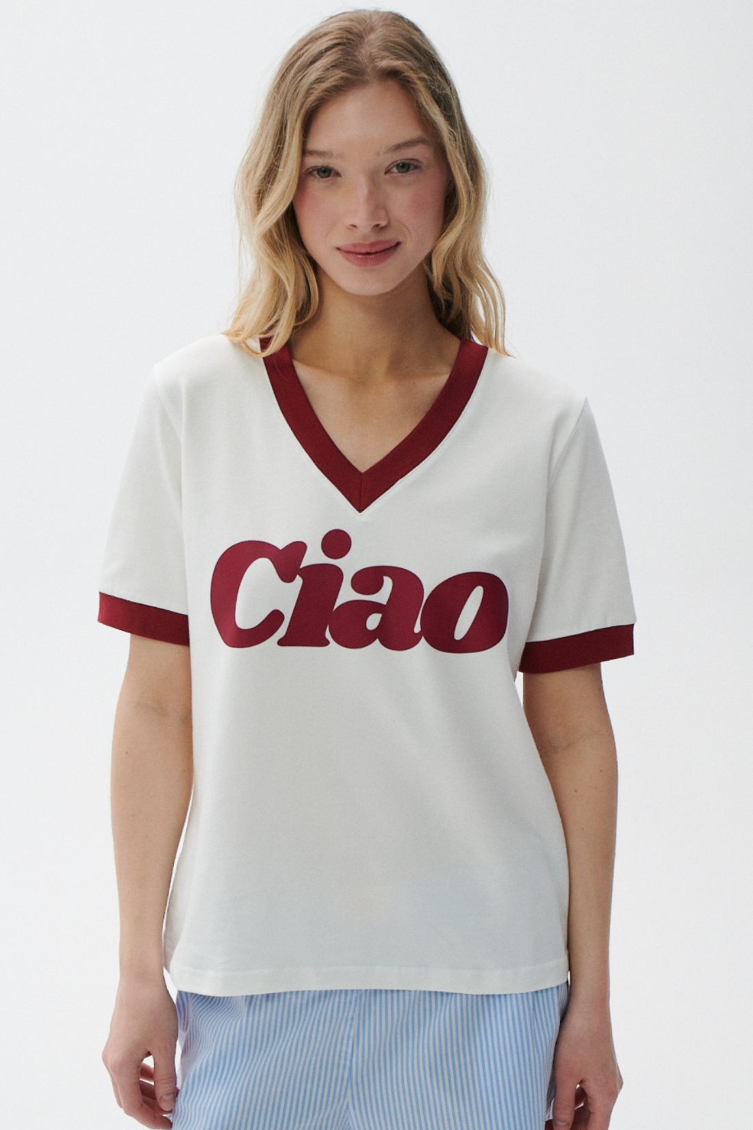 CIAO V-NECK T-SHIRT WHITE