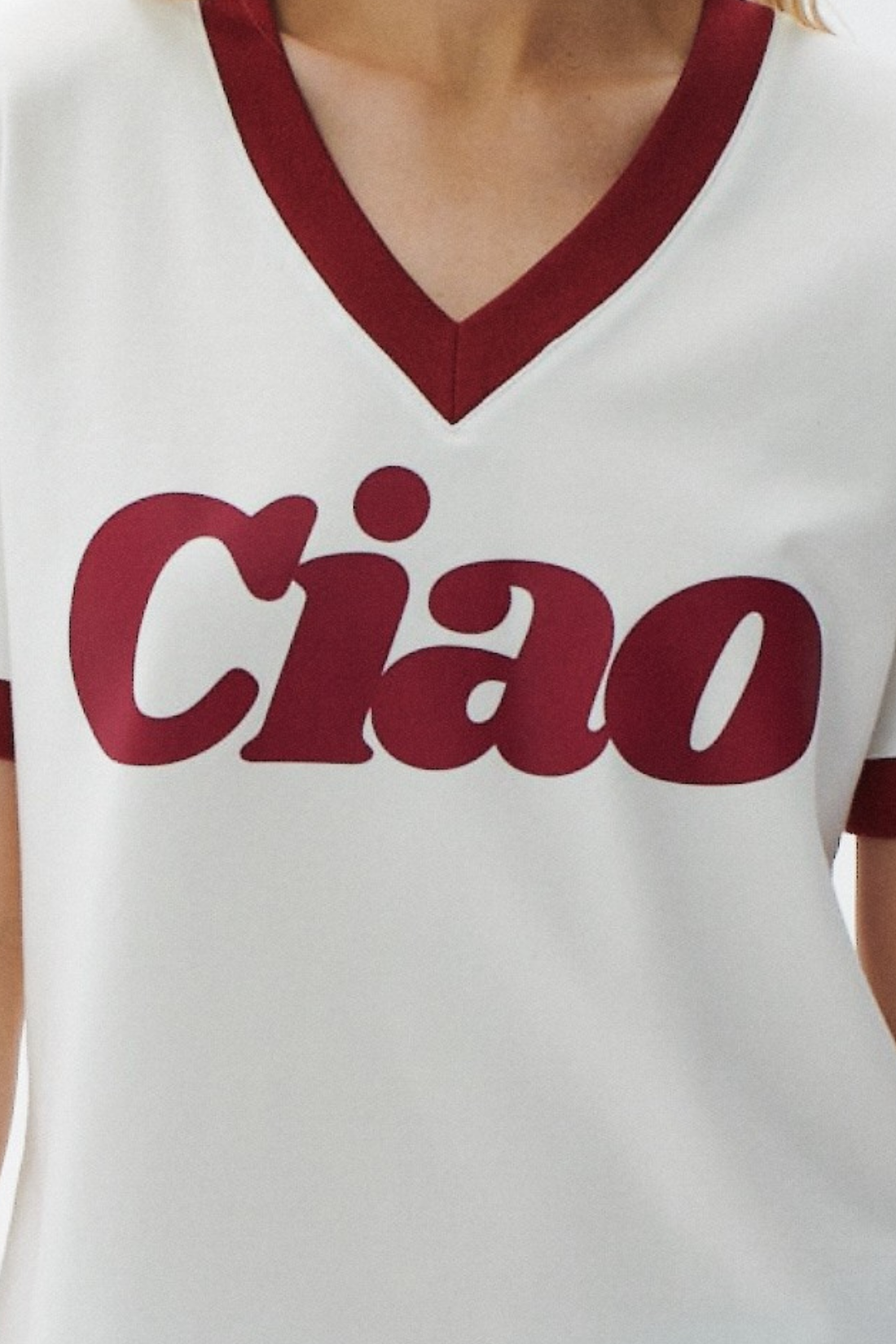 CIAO V-NECK T-SHIRT WHITE