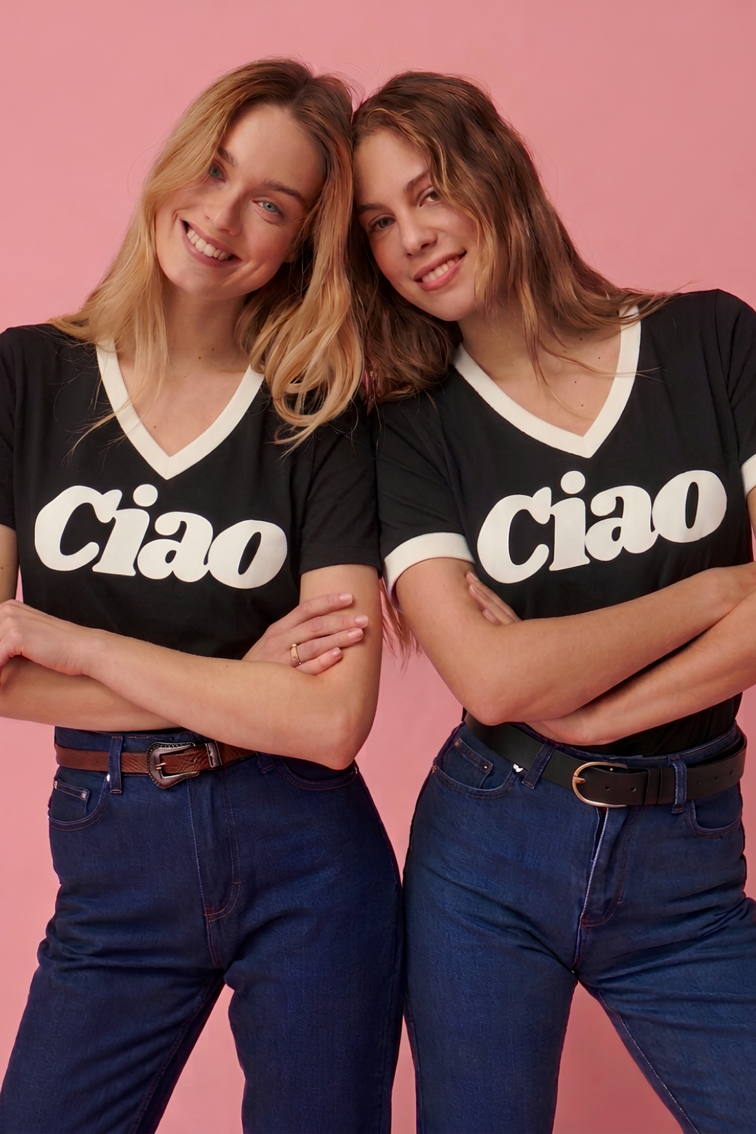 Ciao V-Neck T-Shirt Black