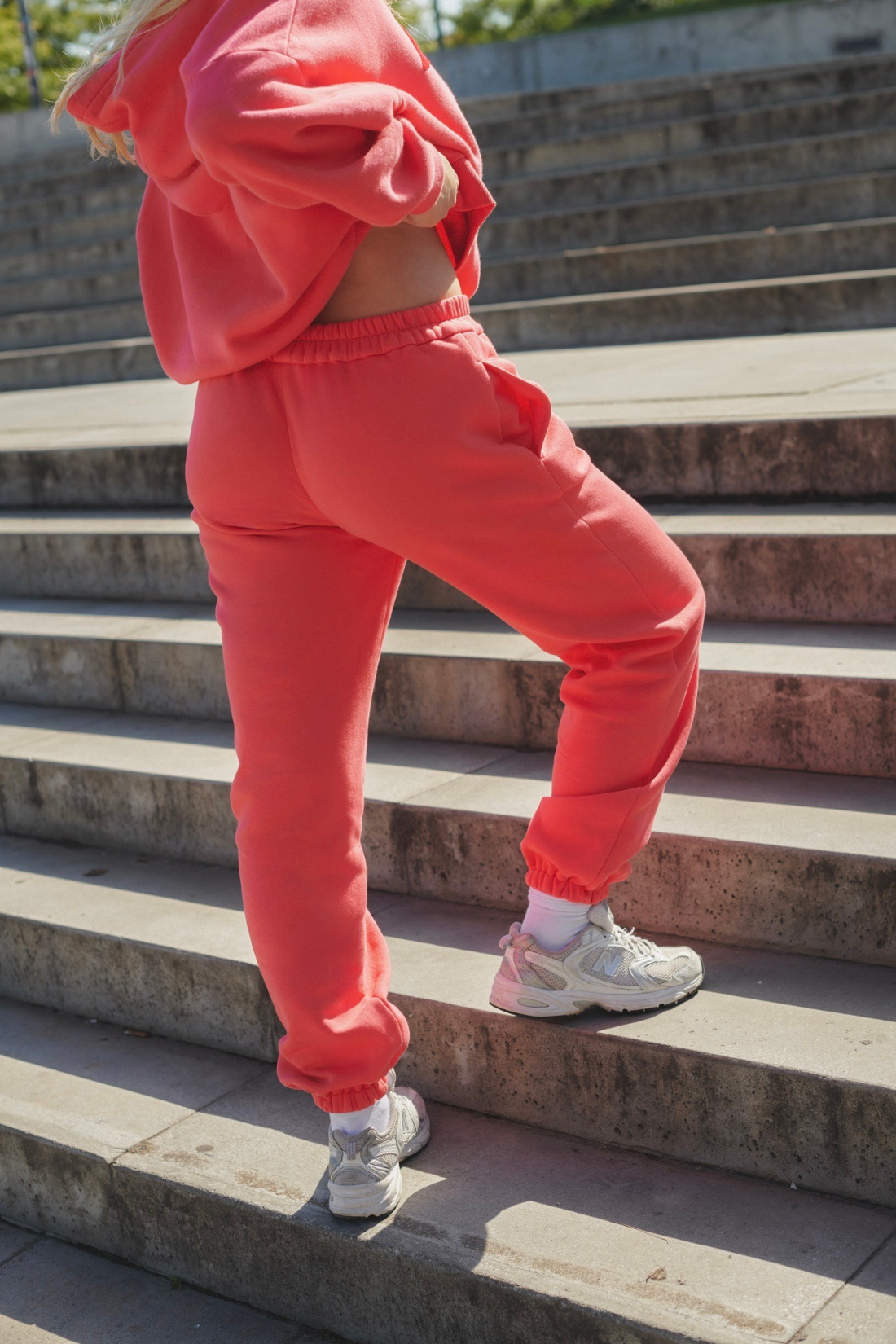 AMORE RED PANTS