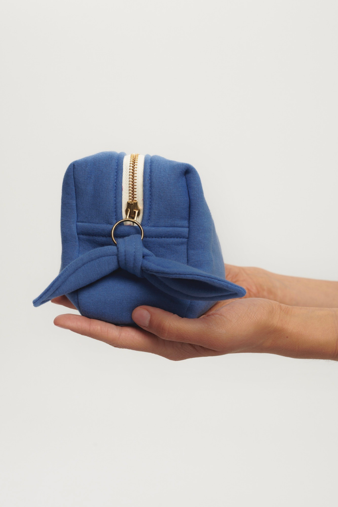 AMORE COSMETIC BAG