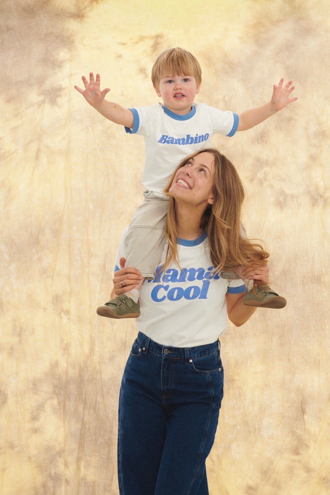 Mama Cool Cream T-Shirt