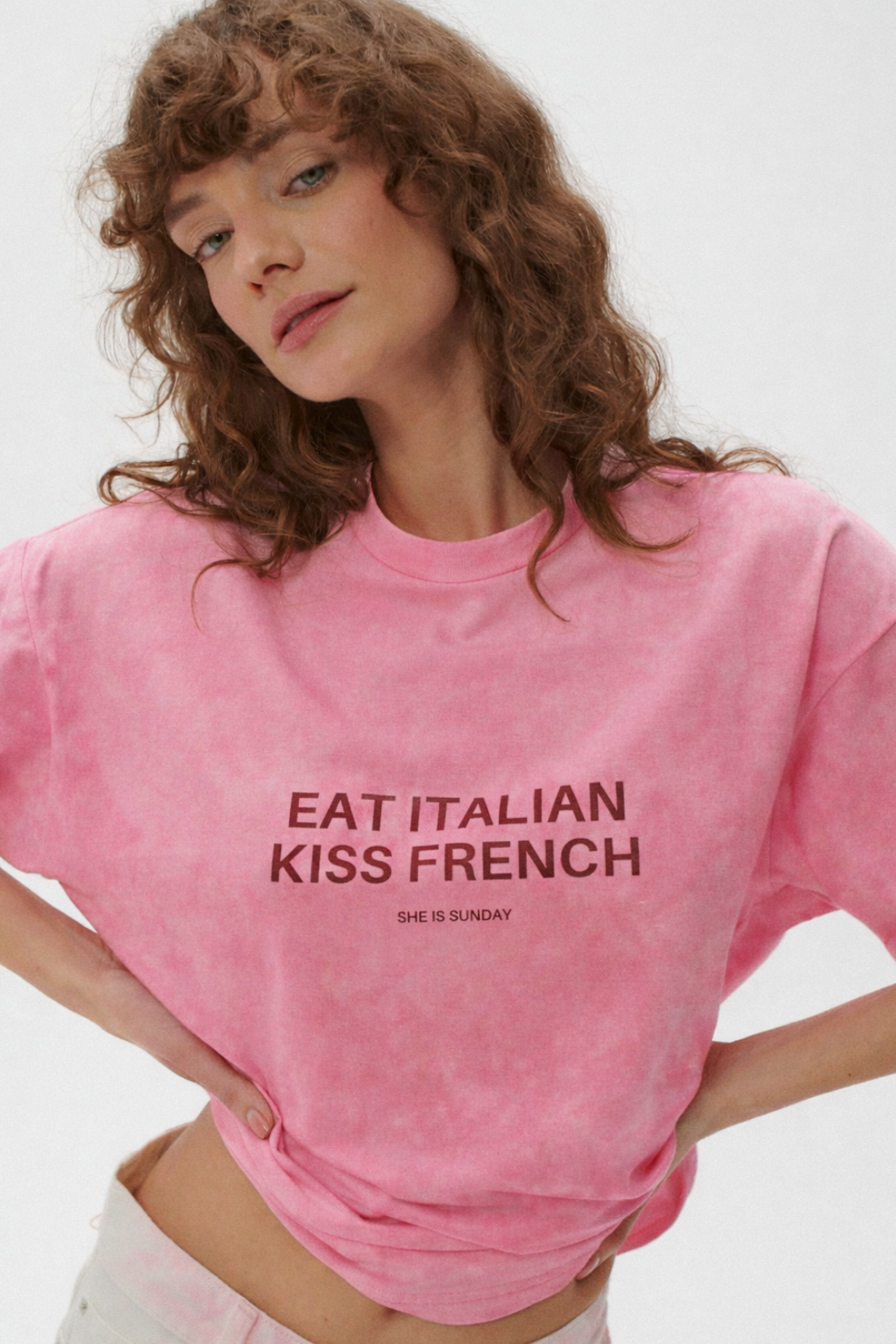 Eat Italian, Kiss French Vintage Pink T-shirt
