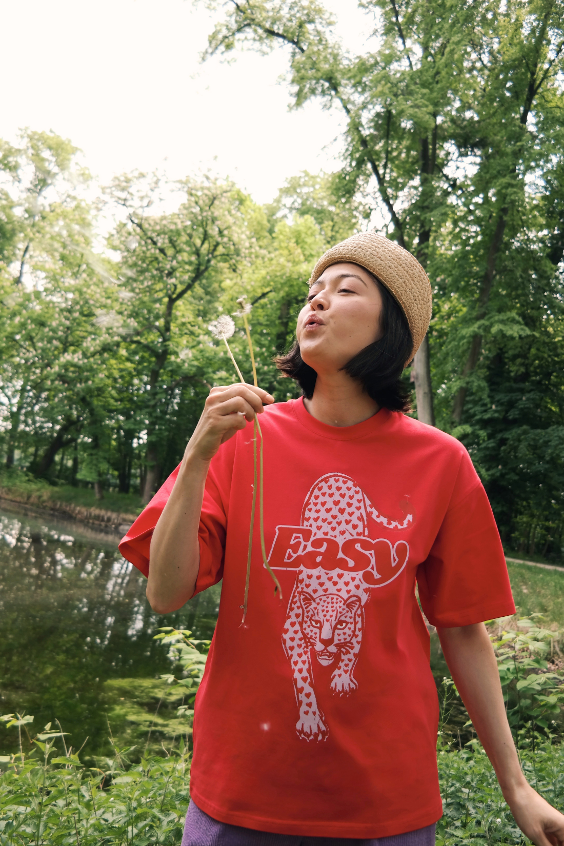 Eat Italian, Kiss French Vintage Pink T-shirt