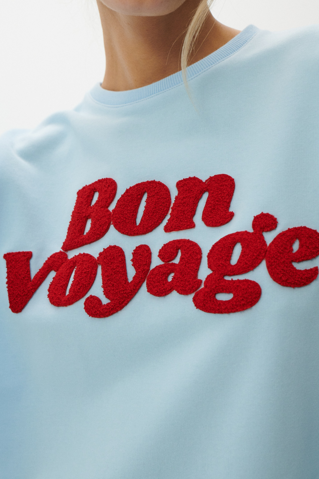 BON VOYAGE LIGHT BLUE SWEATSHIRT