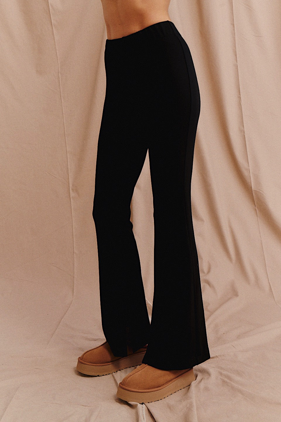 PANTS SIS SPLIT BLACK