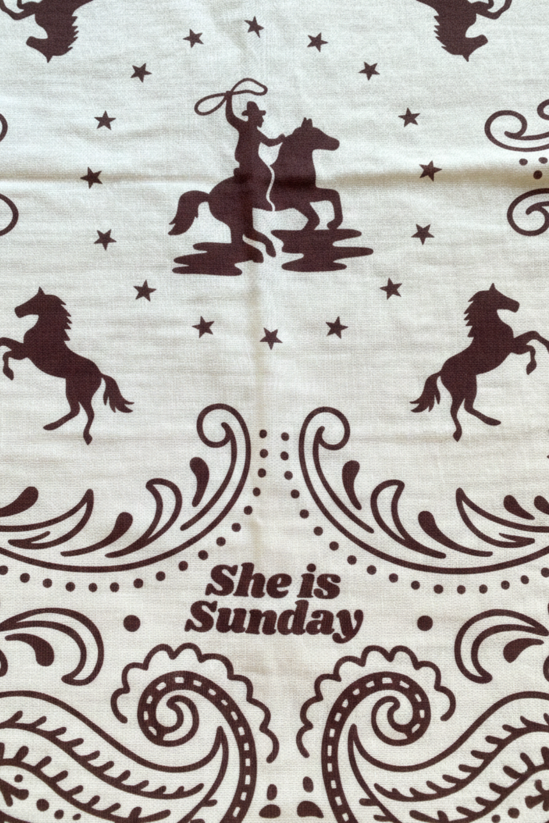 APASZKA SUNDAY WEST
