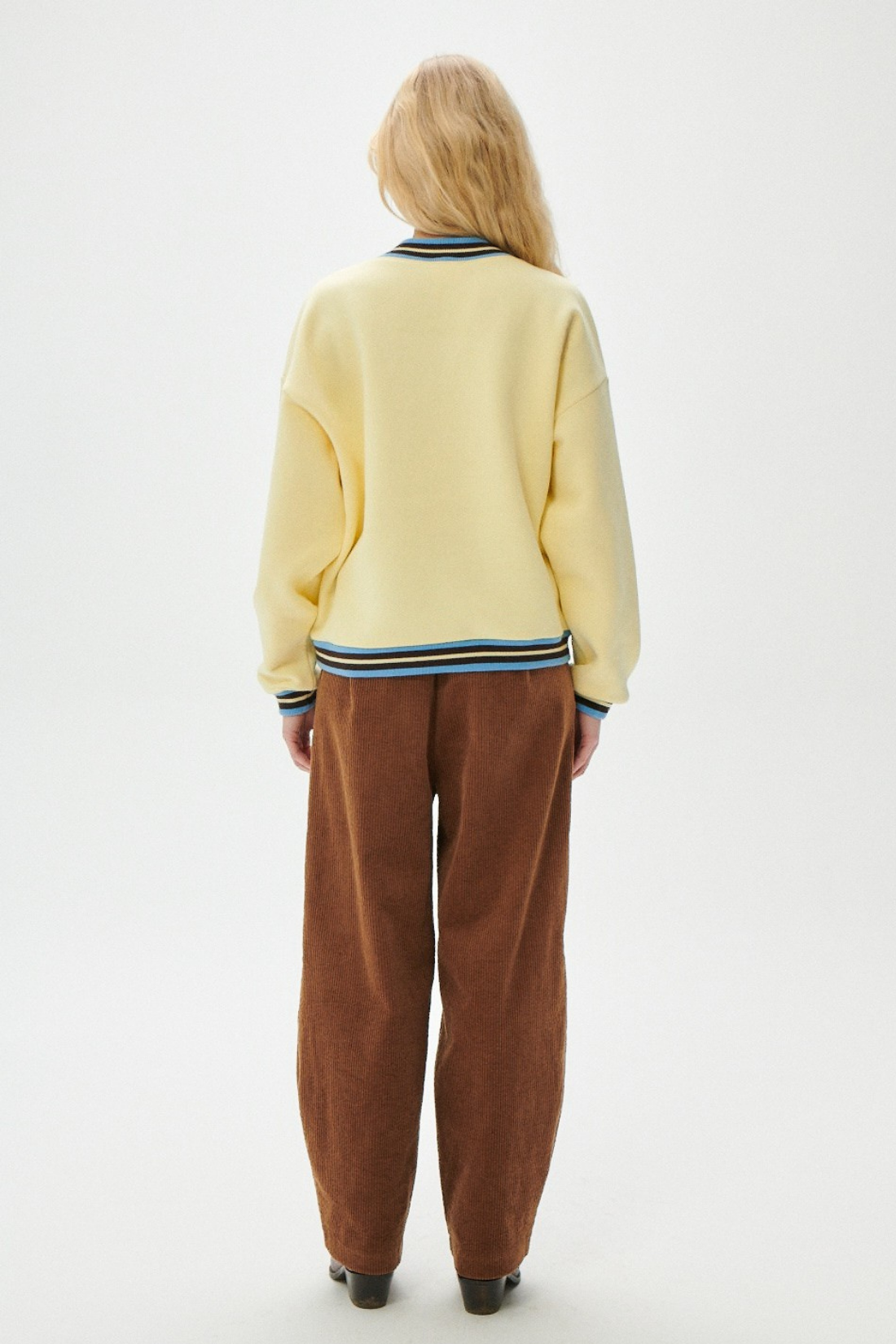 LUCKY BUTTER SWEATSHIRT