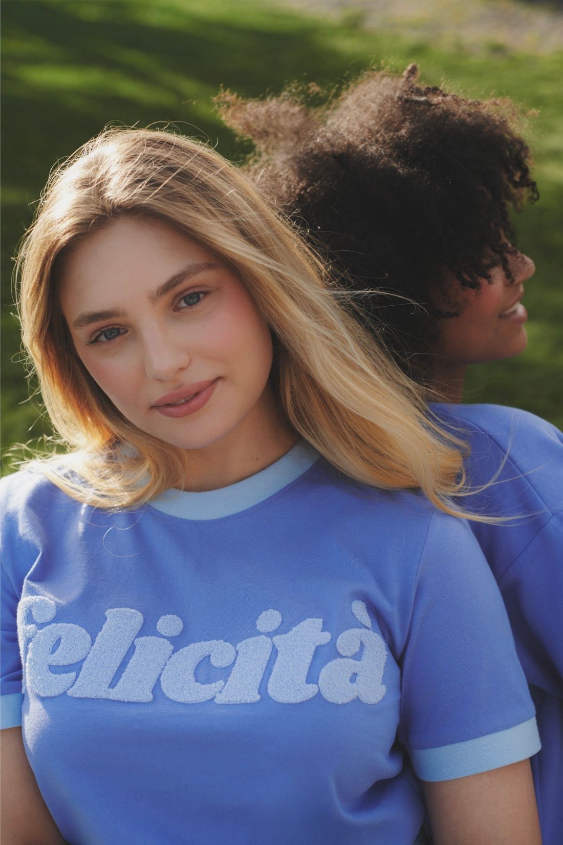 T-SHIRT FELICITA NIEBIESKI