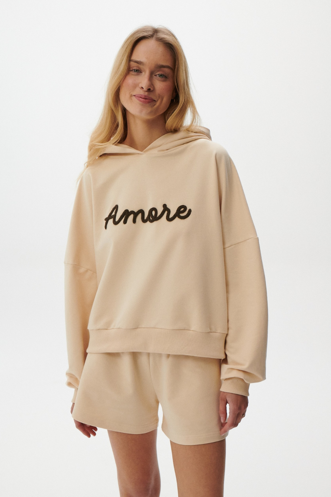 AMORE BISCUIT SWEATSHIRT