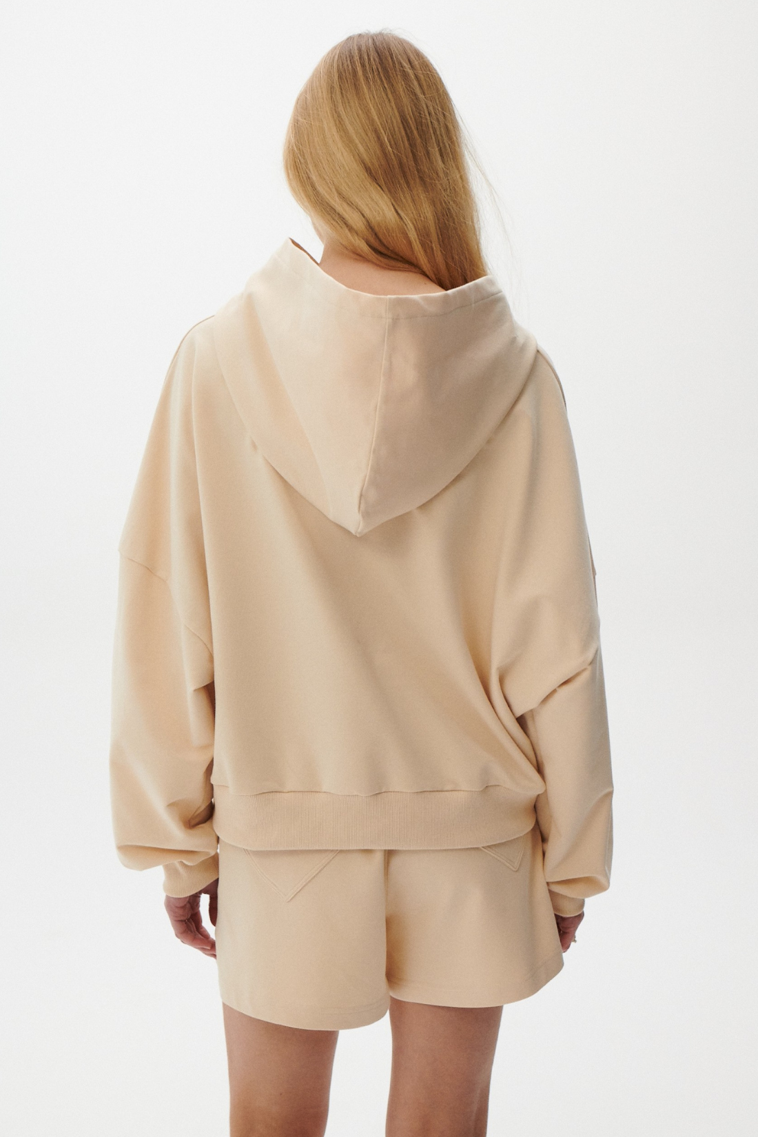 AMORE BISCUIT SWEATSHIRT