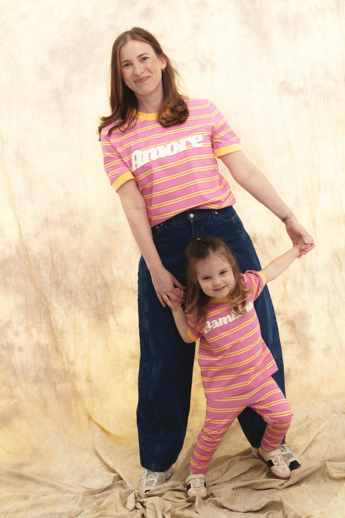 T-SHIRT AMORE W PASKI