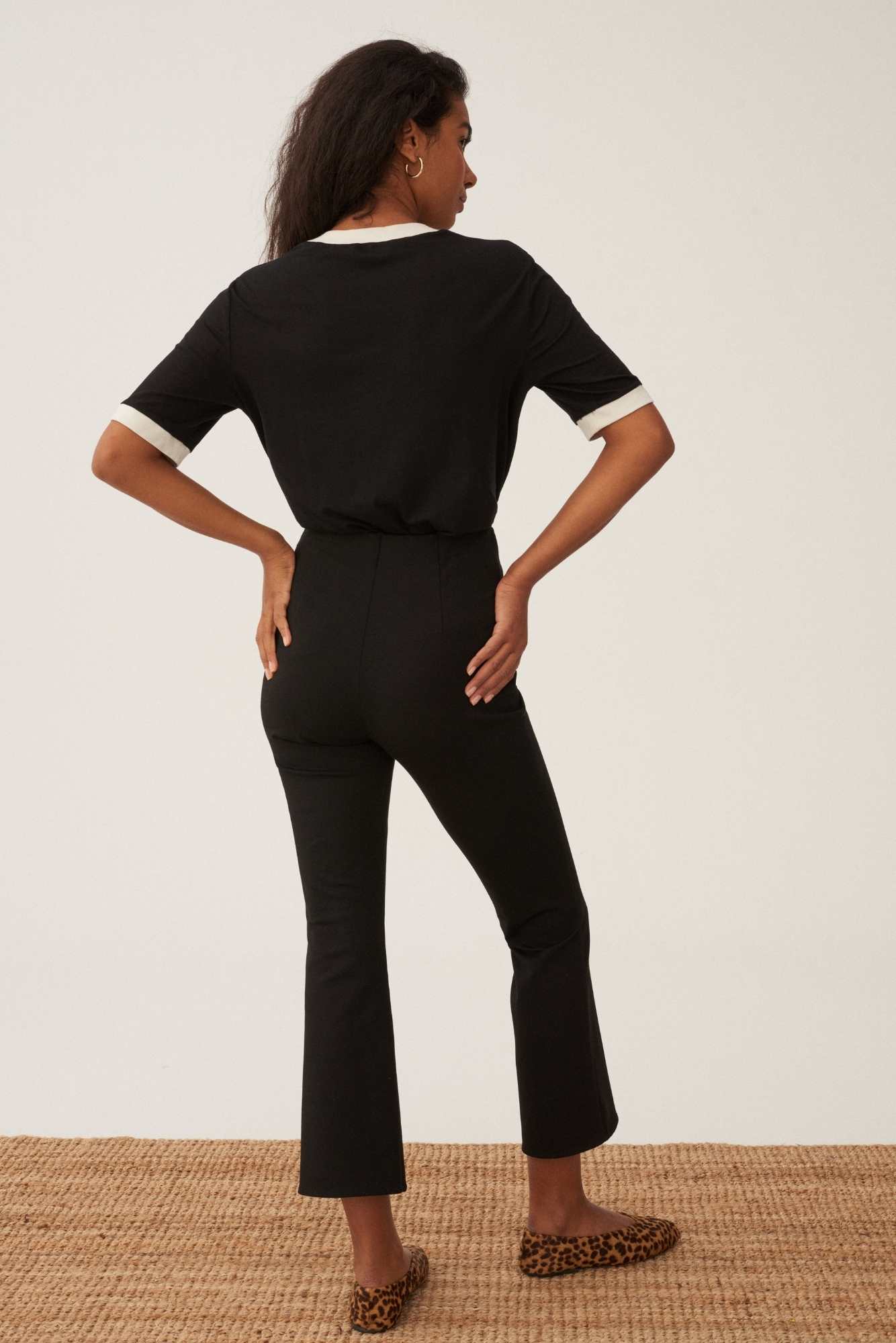 T-SHIRT HELLO BLACK